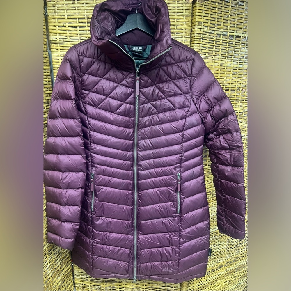 Jack Wolfskin- Richmond,‎ Size: Medium, Raspberry color, Full length, Down Coat